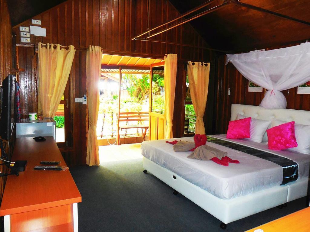 Zanom Sunrise Beach Resort Koh Lipe Eksteriør bilde