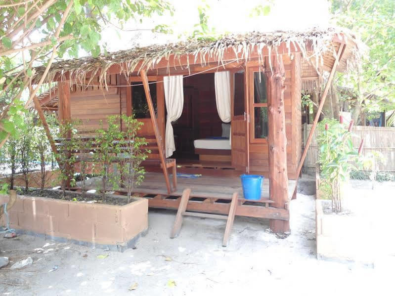 Zanom Sunrise Beach Resort Koh Lipe Eksteriør bilde