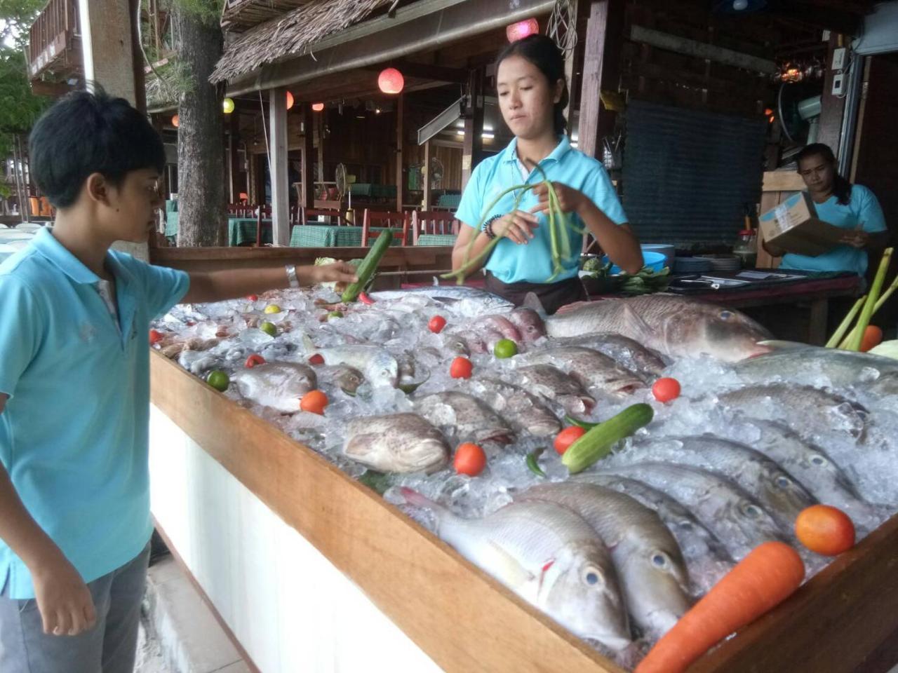 Zanom Sunrise Beach Resort Koh Lipe Eksteriør bilde